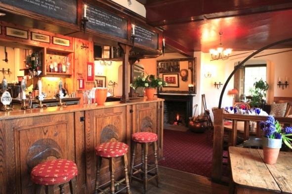 Badgers Inn Petworth Exterior foto